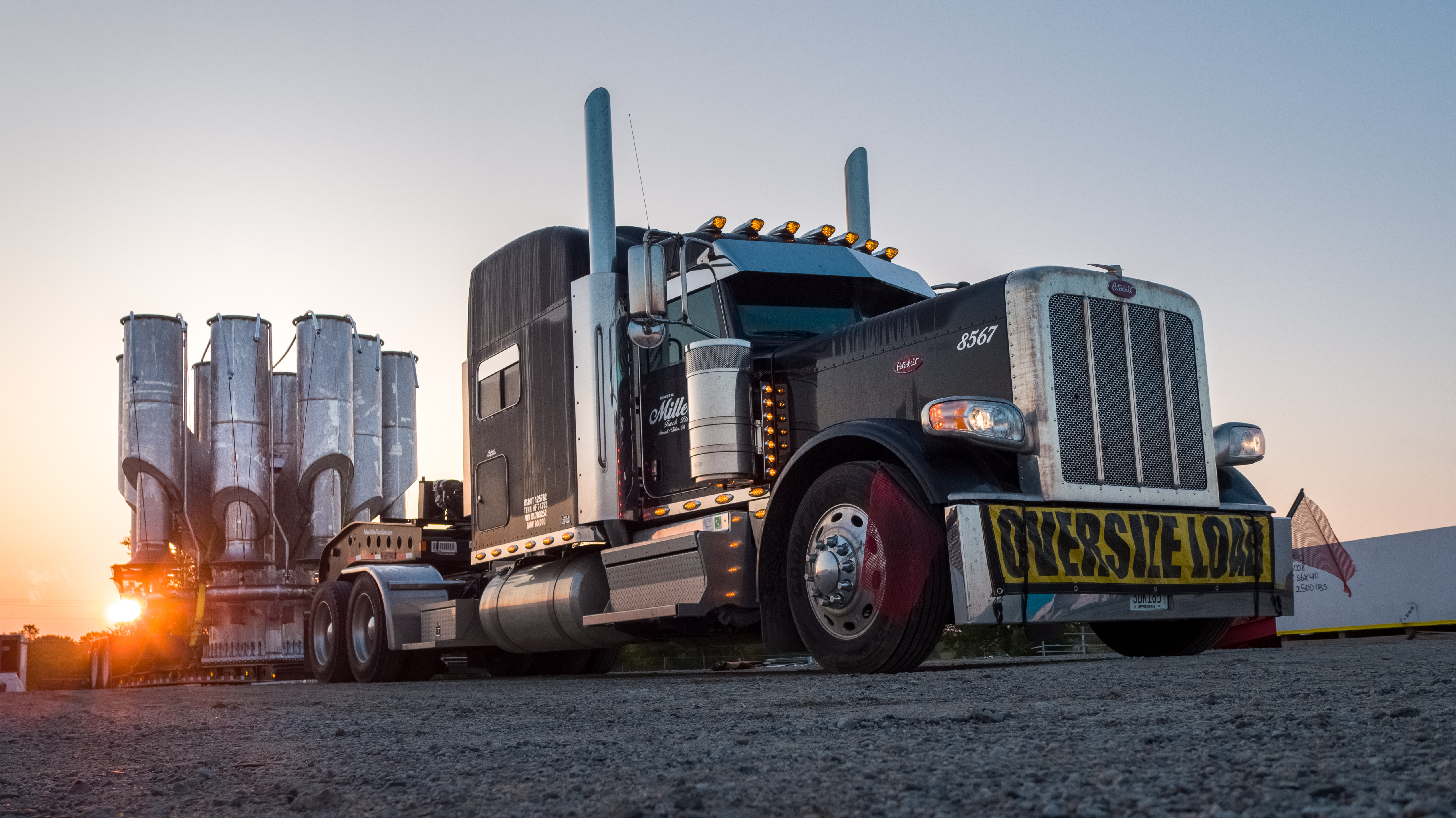 Semi truck with aftermarket flare tip
